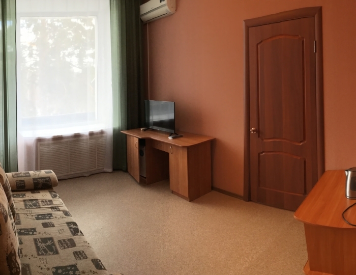 Люкс 2-местный 2-комнатный - Санаторий «Сосновая роща» Искра