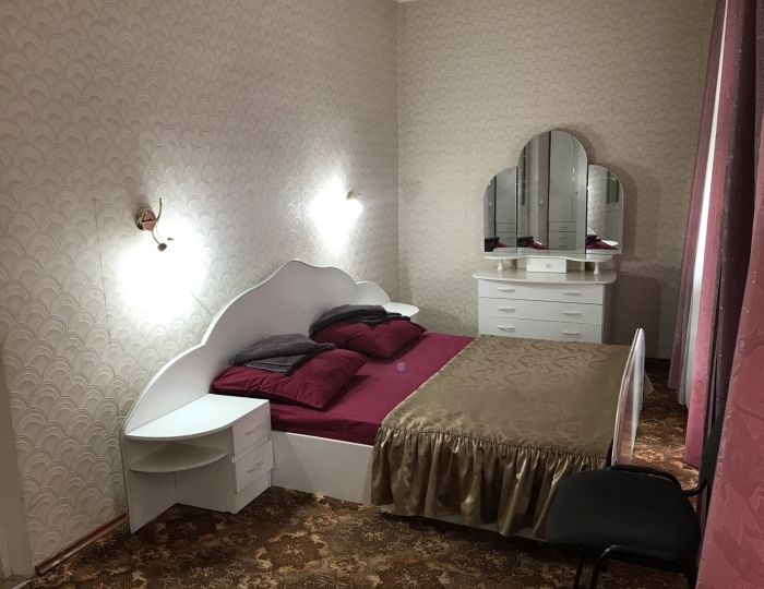 Стандарт 4-местный 3-комнатный СЕМЕЙНЫЙ - Санаторий «Сосновая роща» Искра