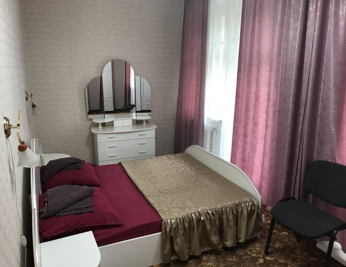 Стандарт 4-местный 3-комнатный СЕМЕЙНЫЙ - Санаторий «Сосновая роща» Искра